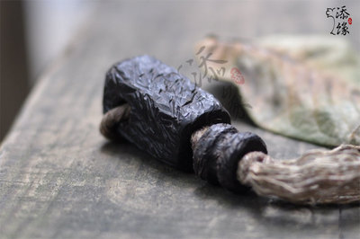 無界-木質特色三通佛頭定制天然佛塔背云頂珠吊墜佛珠